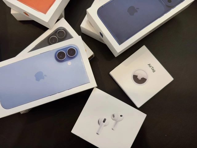 Новые iPhone, AirTag и AirPods в магазине Ай Лайк